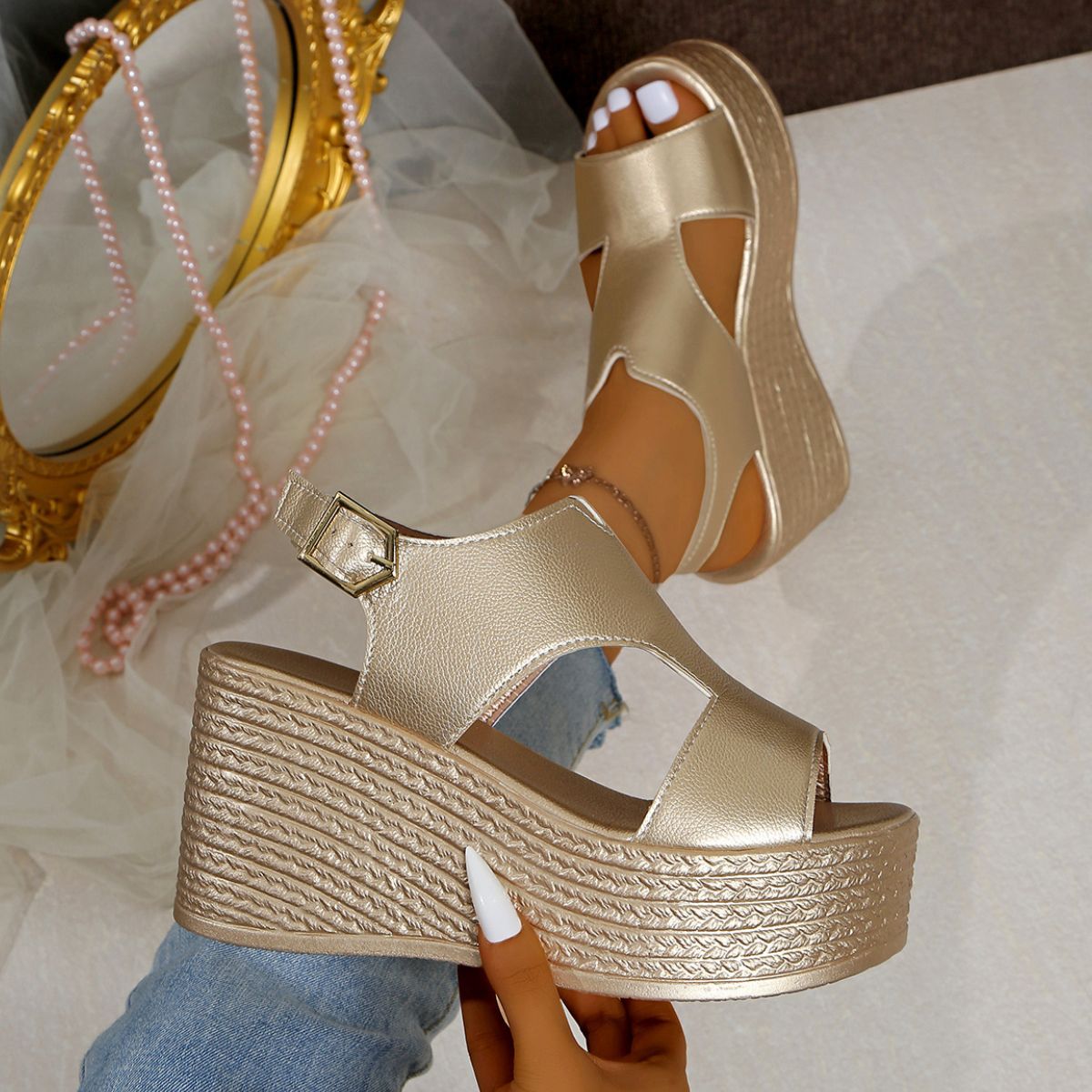 Women shoes