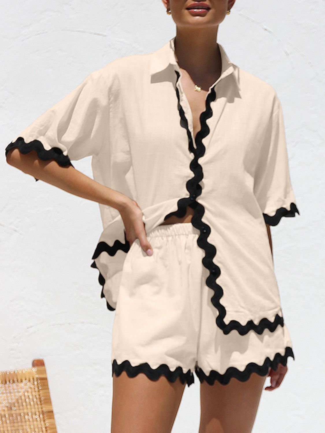 Contrast Trim Half Sleeve Top and Shorts Set